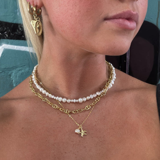 Gili Necklace