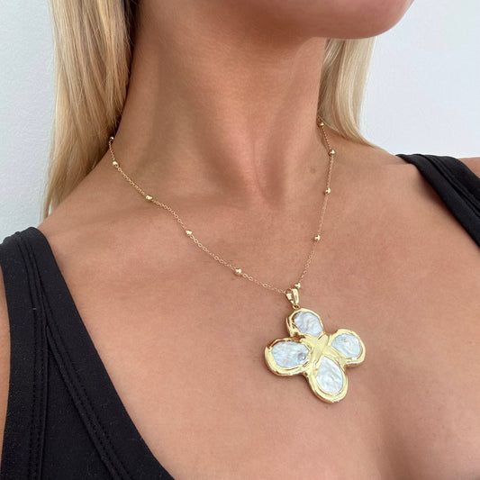 She Loves Me Not Necklace